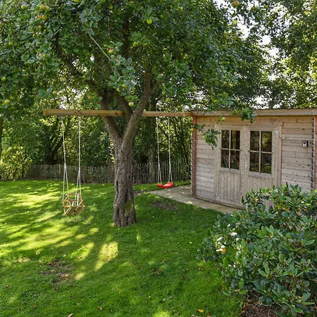 2 Bedroom Beautiful In Emmelsbuell-horsbuell Emmelsbüll-Horsbüll