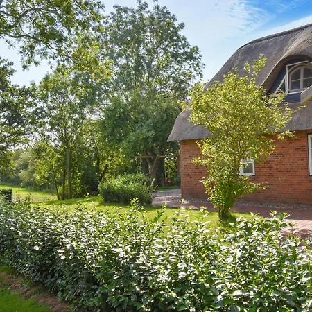 Dom wakacyjny Gorgeous In Emmelsbuell-horsbuell