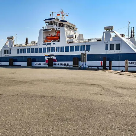 Dom wakacyjny Gorgeous In Emmelsbuell-horsbuell